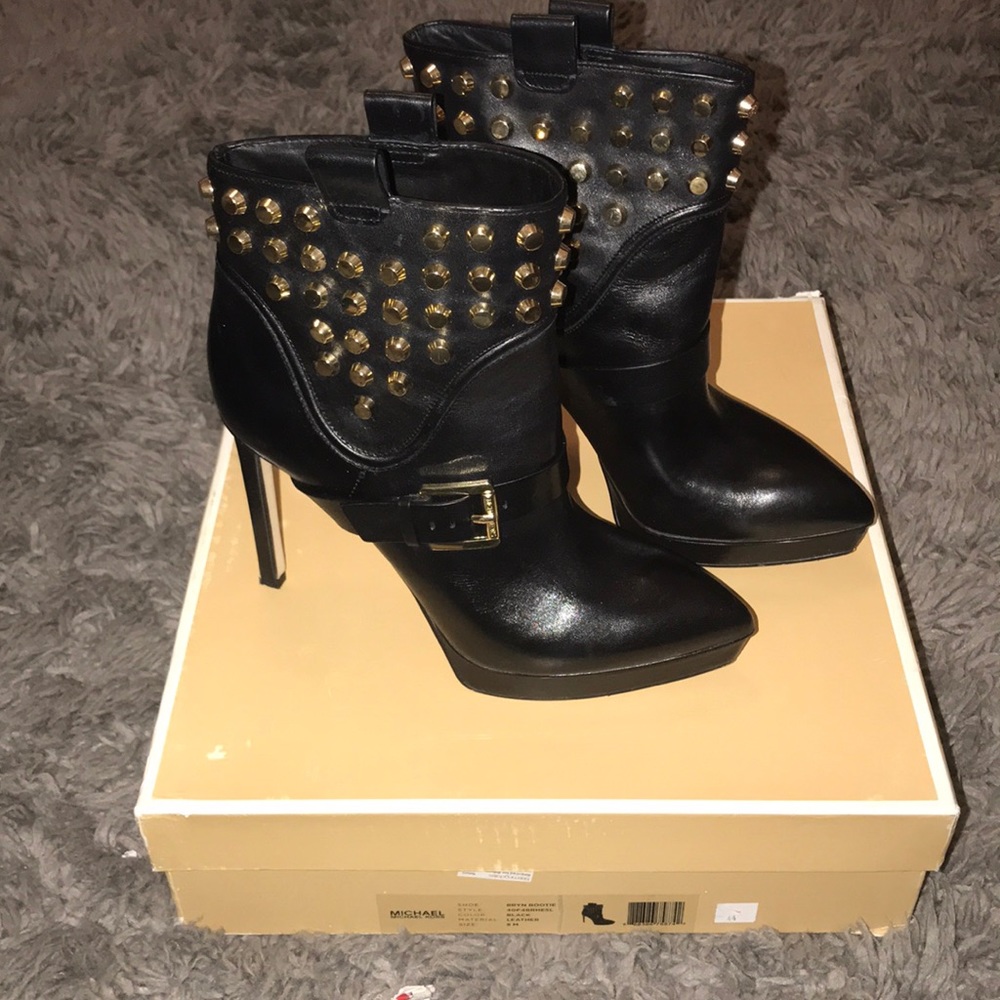 COPY - Michael Kors Bryn Gold Studded Boot sz 8 MINT!